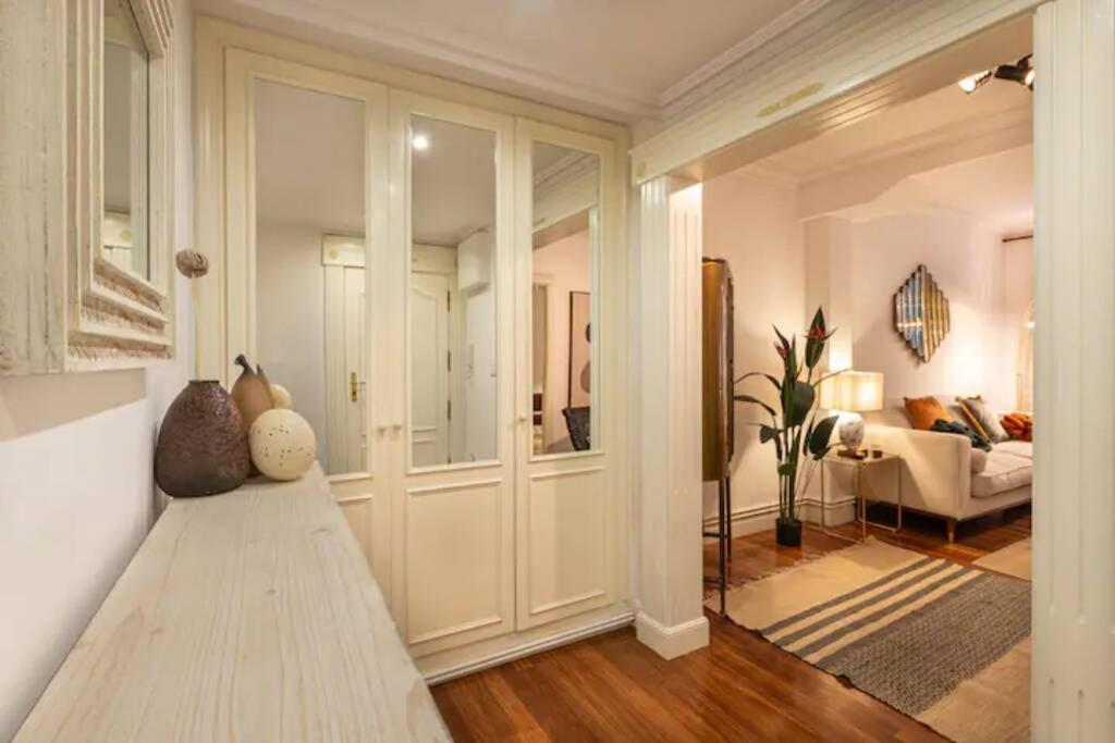 Exclusivo Apartamento En El Casco Viejo Bilbao Buitenkant foto