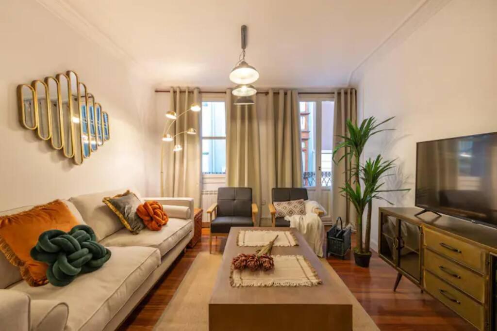 Exclusivo Apartamento En El Casco Viejo Bilbao Buitenkant foto
